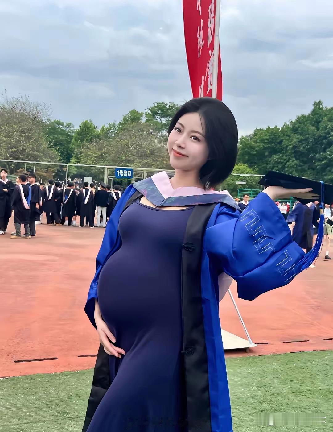 这样上大学的意义是什么？如果是你们家的女儿，你们接受得了吗？