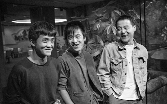 张楚何勇窦唯当年的一张合照