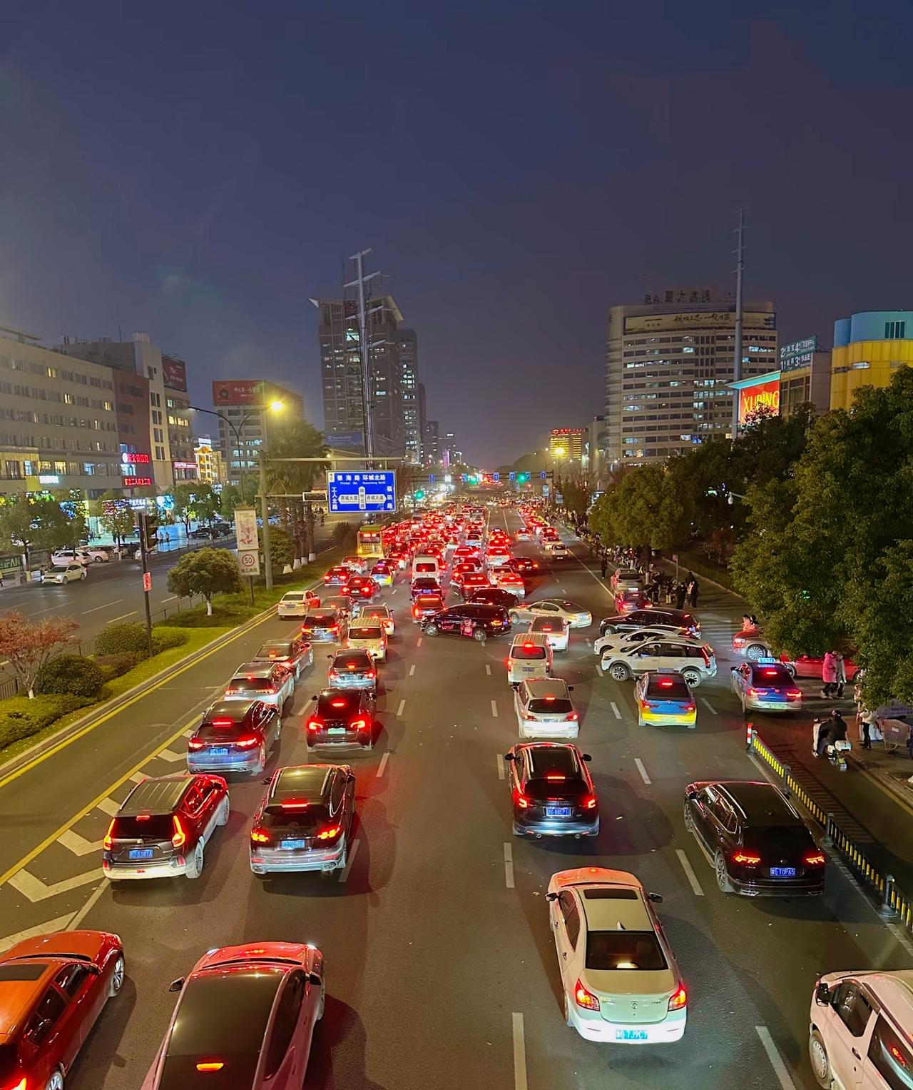 ：）男人一生十大悲哀最大的悲哀不是没钱没本事、亦不是生病变老，是在年轻的时候娶