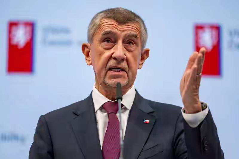 捷克总理，访台自己买机票去！政府拒绝为参议长提供飞机近日，欧洲政坛再起风波