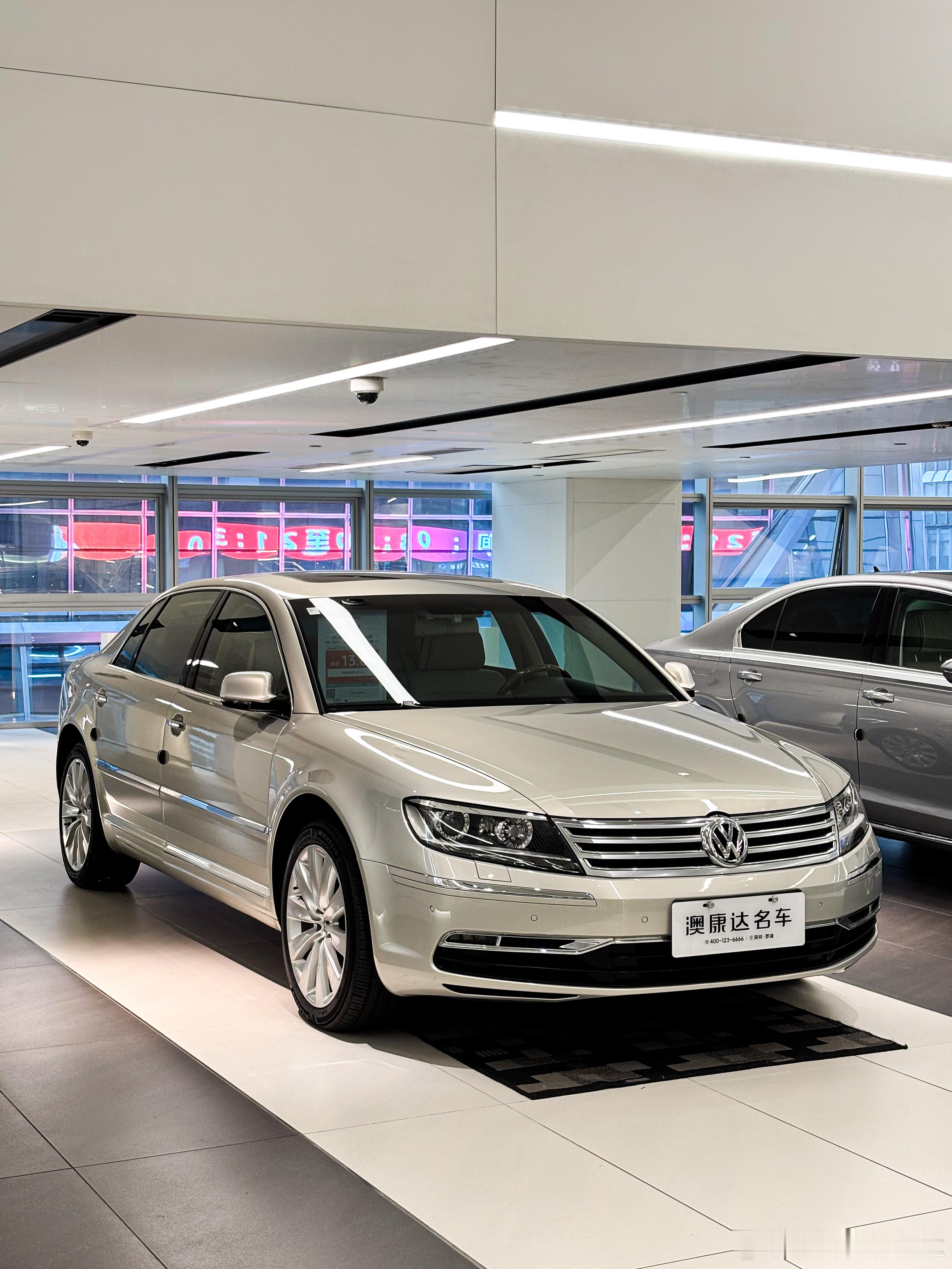 这班真的上不了一点！这一天天的，全是诱惑！一台速腾的钱，就能开走这台辉腾。4座行