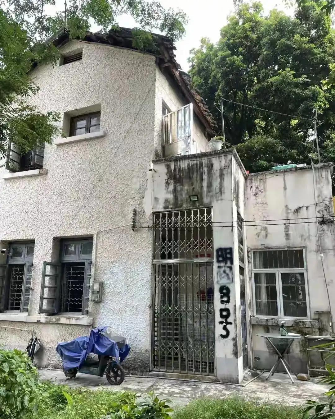每月3000雇夫妻看管祖宅，不料竟遭鸠占鹊巢每月3000雇夫妻看管祖宅，不