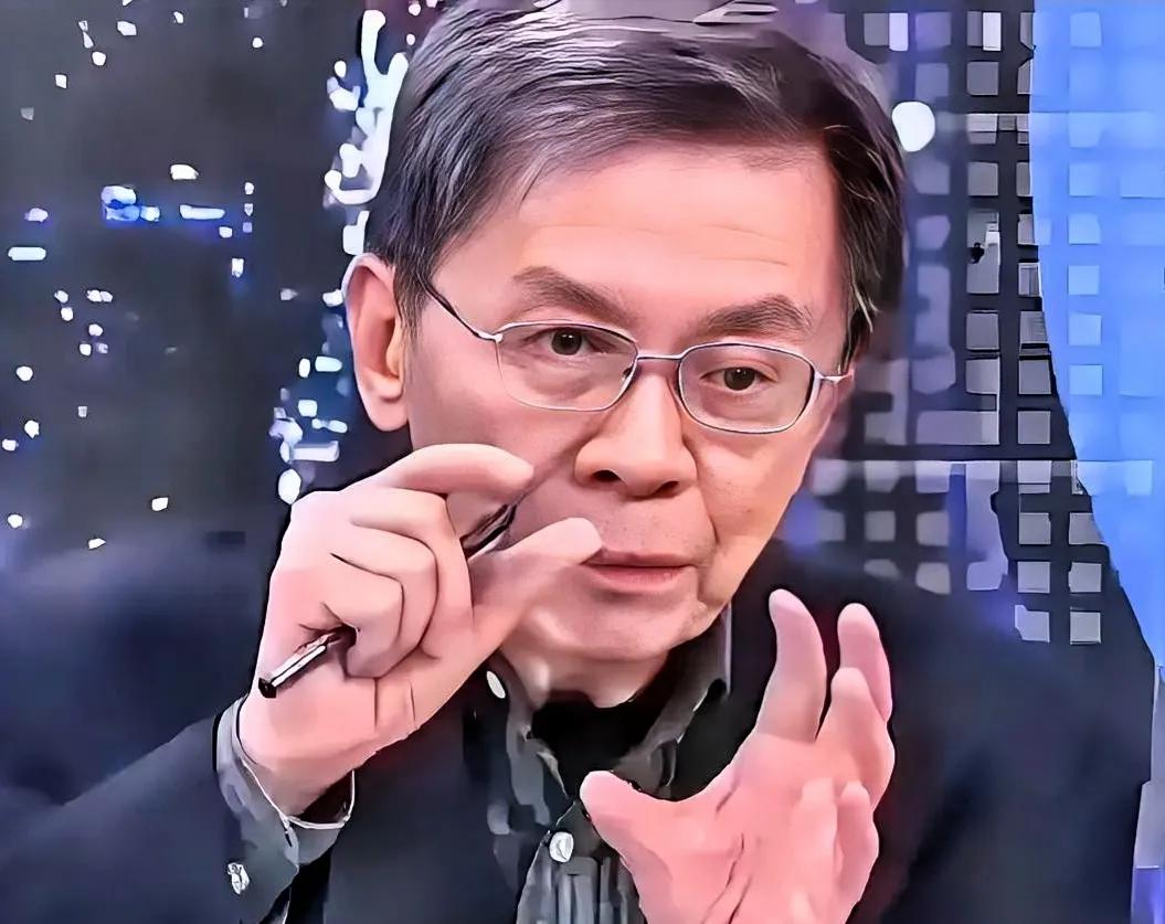 媒体人沈富雄昨天（6月13日）称：“如果将来有一个政党接受一国两制、和平统一，那