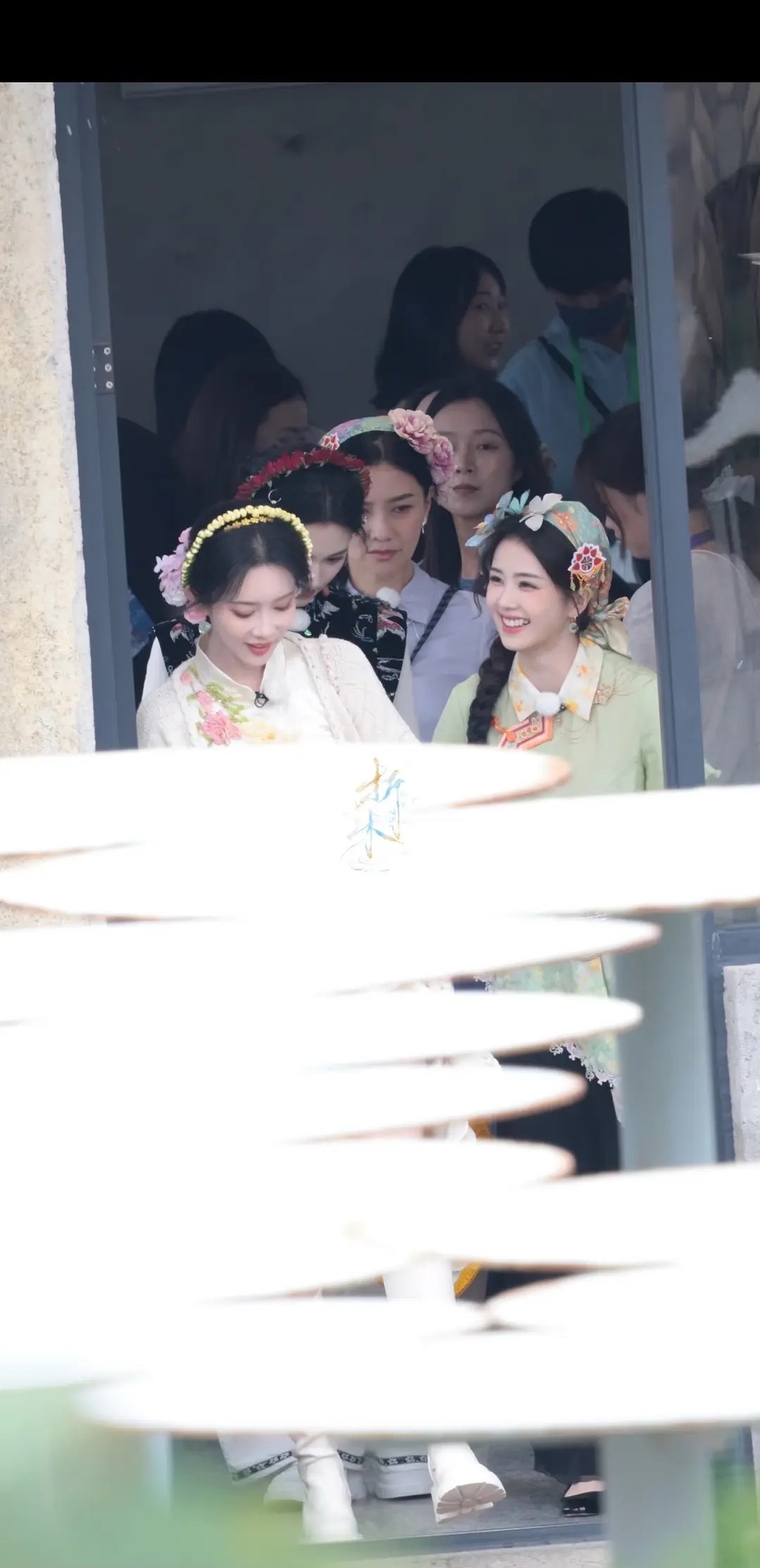 白鹿和孟子义的同款造型，谁更好看？