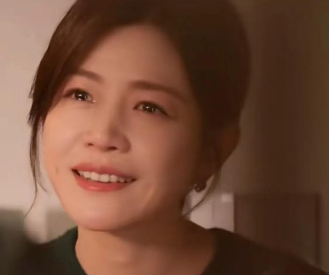 陈妍希说早知道我就快点离婚了。反正婚姻最后几年已经没了爱，只剩一地鸡毛和时间的