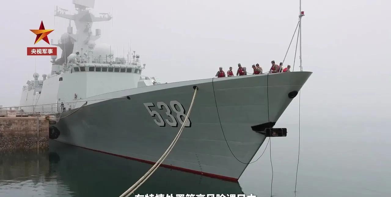 054A上的反潜拖曳声纳公开！这是目前世界上最先进的主被动结合式拖曳声纳，专门针