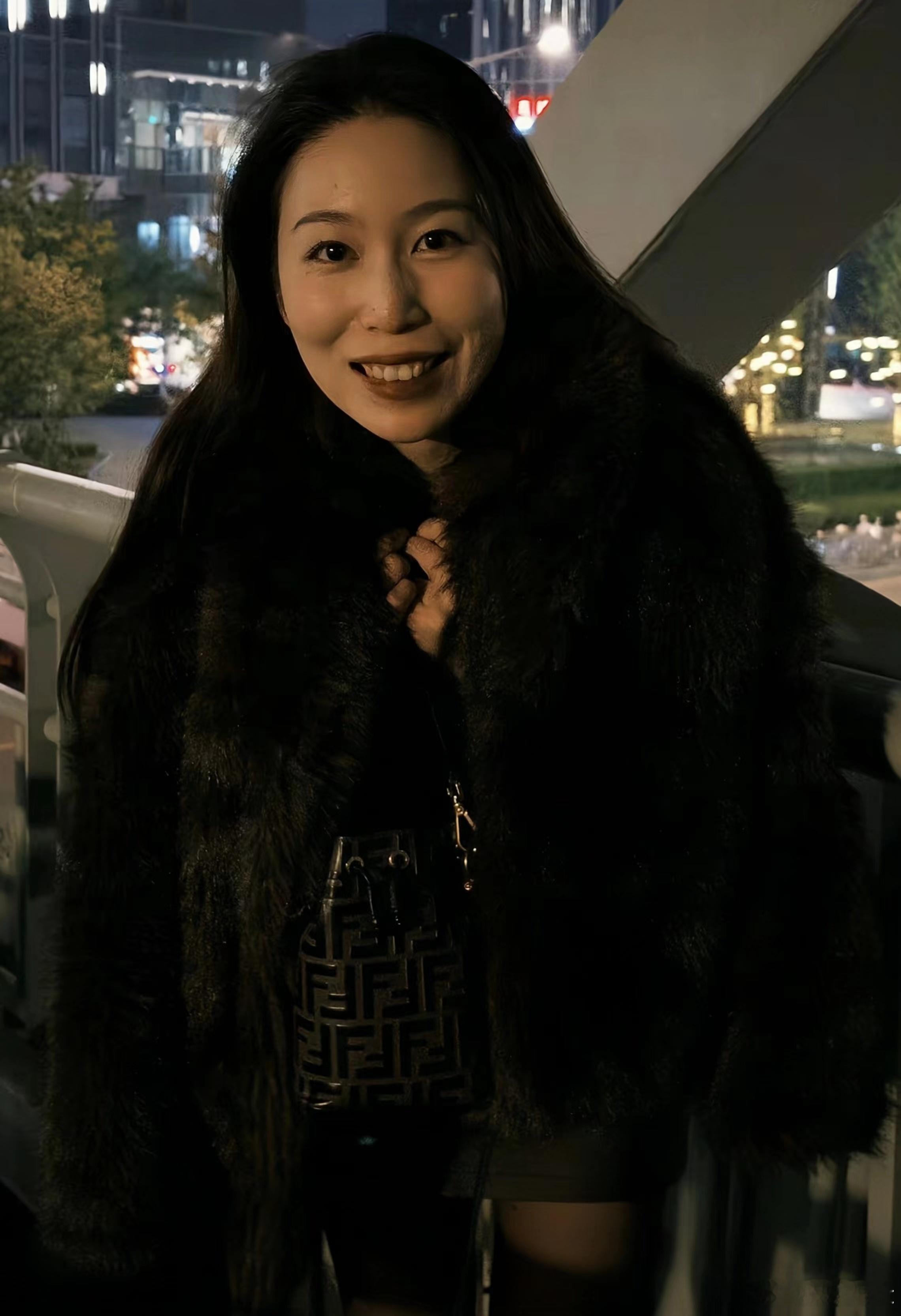 给我一支烟​​​