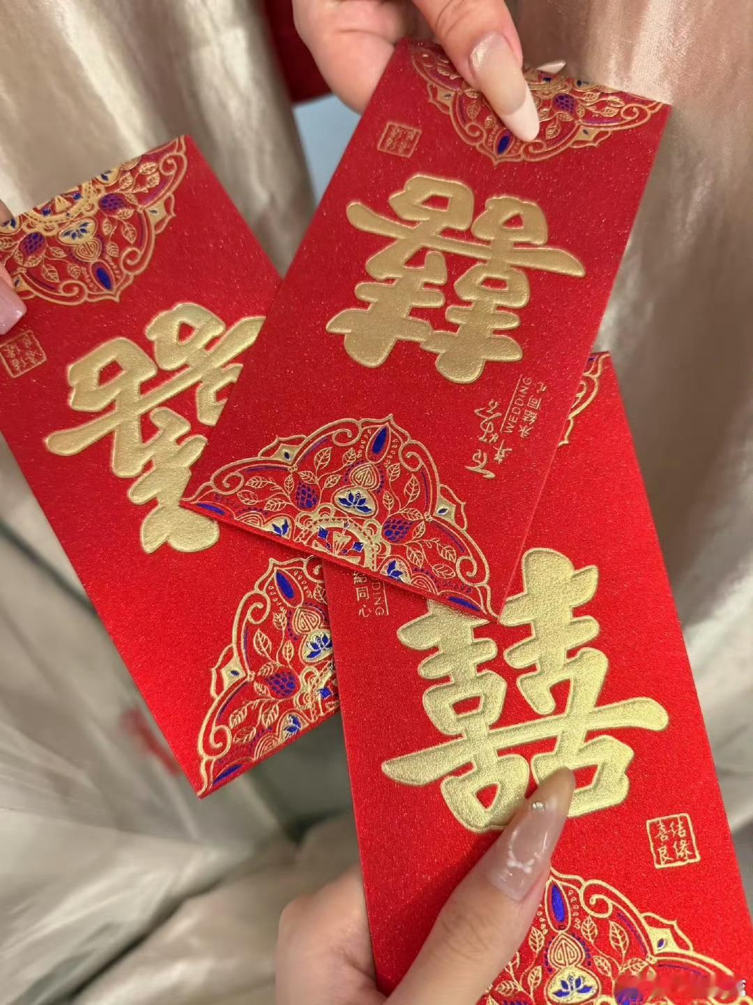仪日分享张婧仪10号聊天室“比和朋友见面先来的是朋友的幸福”前段时间跟好久没