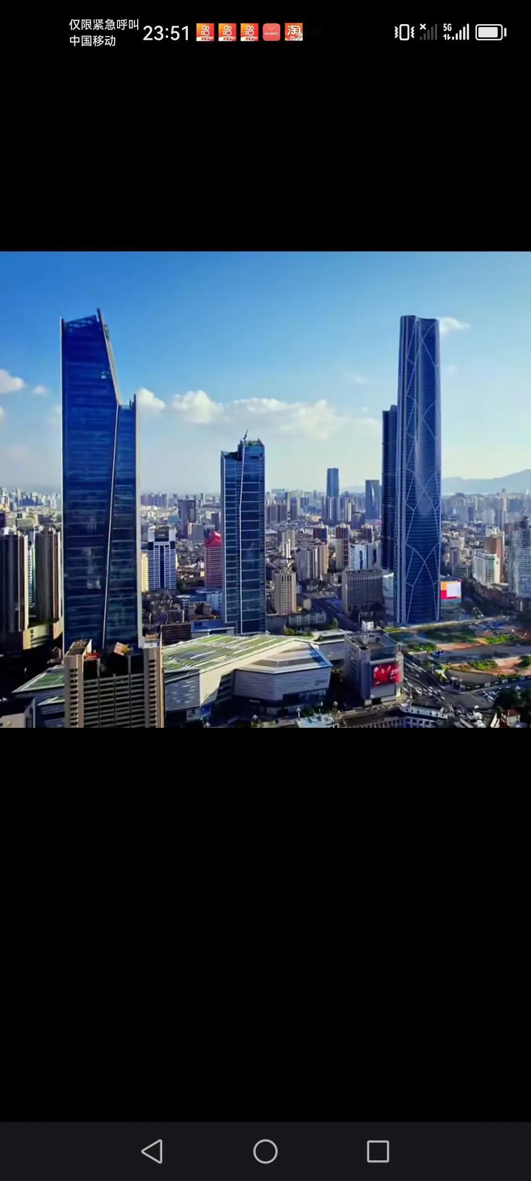 东风广场是昆明的最核心区如果真的能建成这个图片上的样子就漂亮了，当初的昆明找一