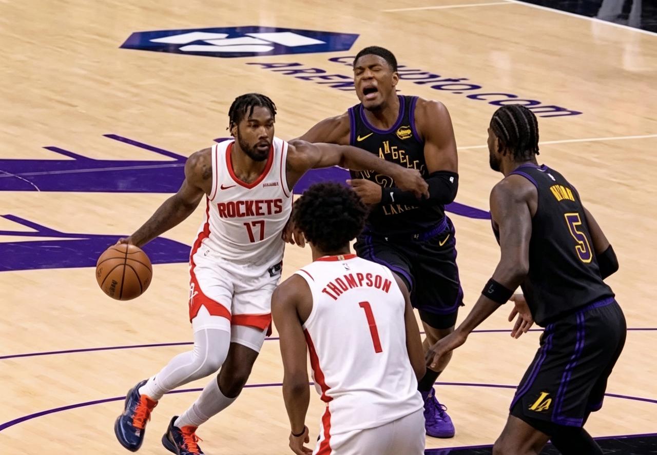 比赛没打之前，都以为火箭抽了上上签，捏到了湖人这个软柿子！比赛开打之后，原来火