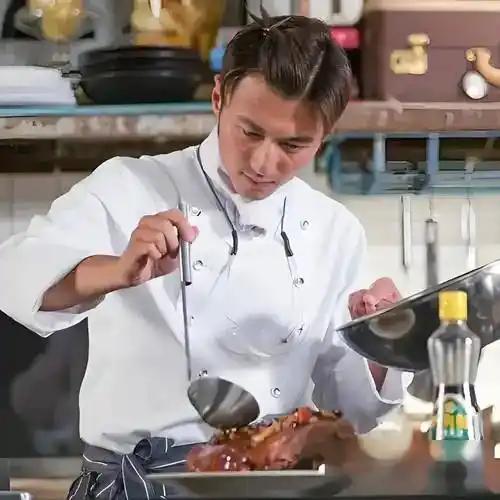 内娱目前最适合拍周星驰《食神》2的四位男演员！第一位，45岁的谢霆锋！第