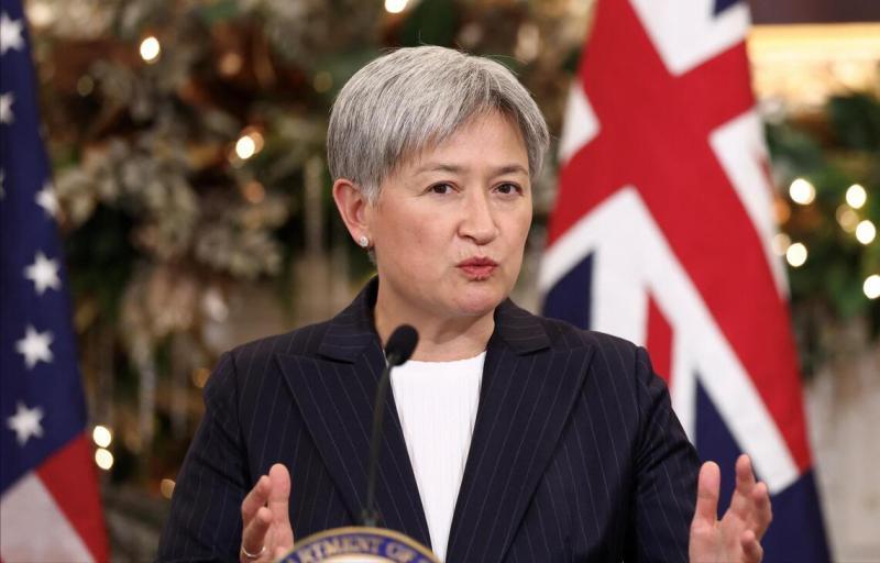 澳大利亚外交部长黄英贤今天（3月2日）表示，澳大利亚不会参与针对伊朗的任何军事行