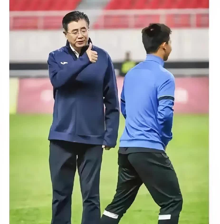 足协今晚可能要失眠了，因为苏州已经明确表示：“我们下班踢着玩，不归你管”