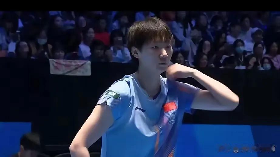 王曼昱的赛场剧本，真的太磨人了！26岁手握世乒赛冠军，却始终摸不到奥运单打
