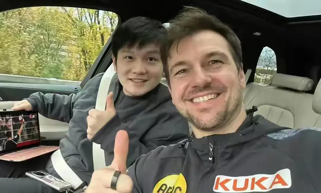 他躲了。不是伤病，不是矛盾。樊振东刚刚通知上海队：乒超总决赛，他不打了。此