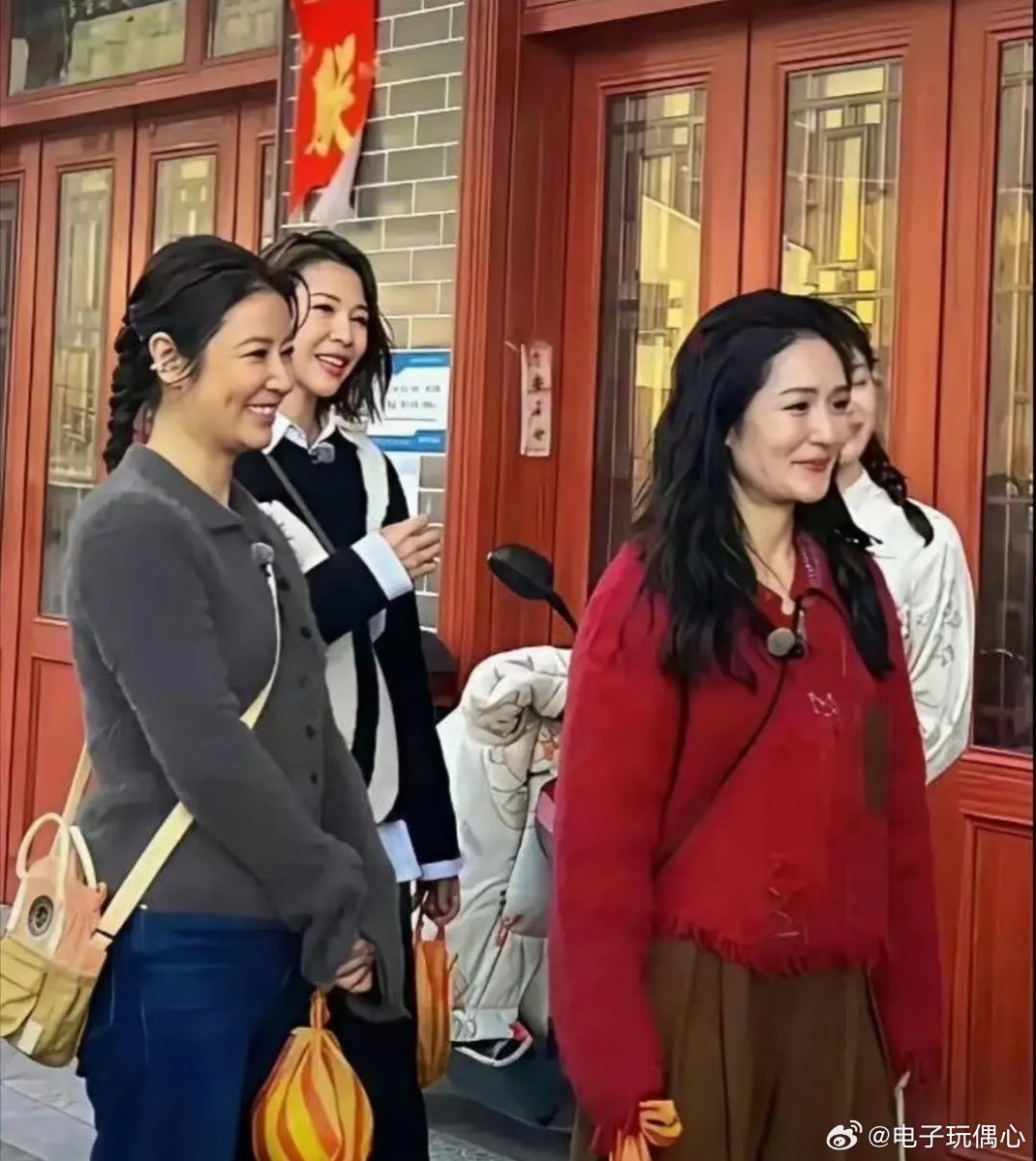 没有美颜，蔡少芬居然是最漂亮的