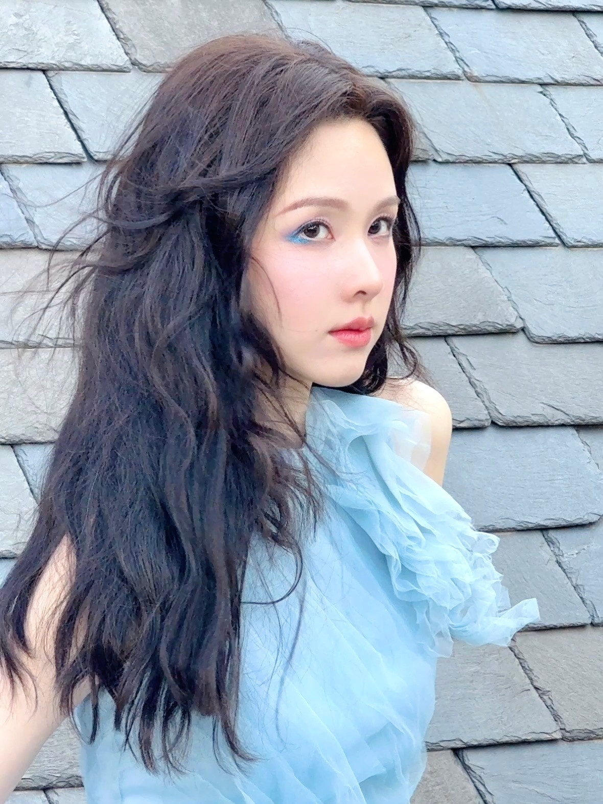 陈都灵在复制粘贴的时代，你是手写的诗