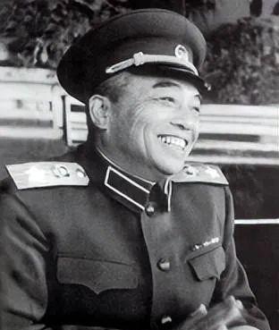 1948年，西野召开军事会议，在会上，彭德怀讲完话，廖汉生便站起来说：“要是信不