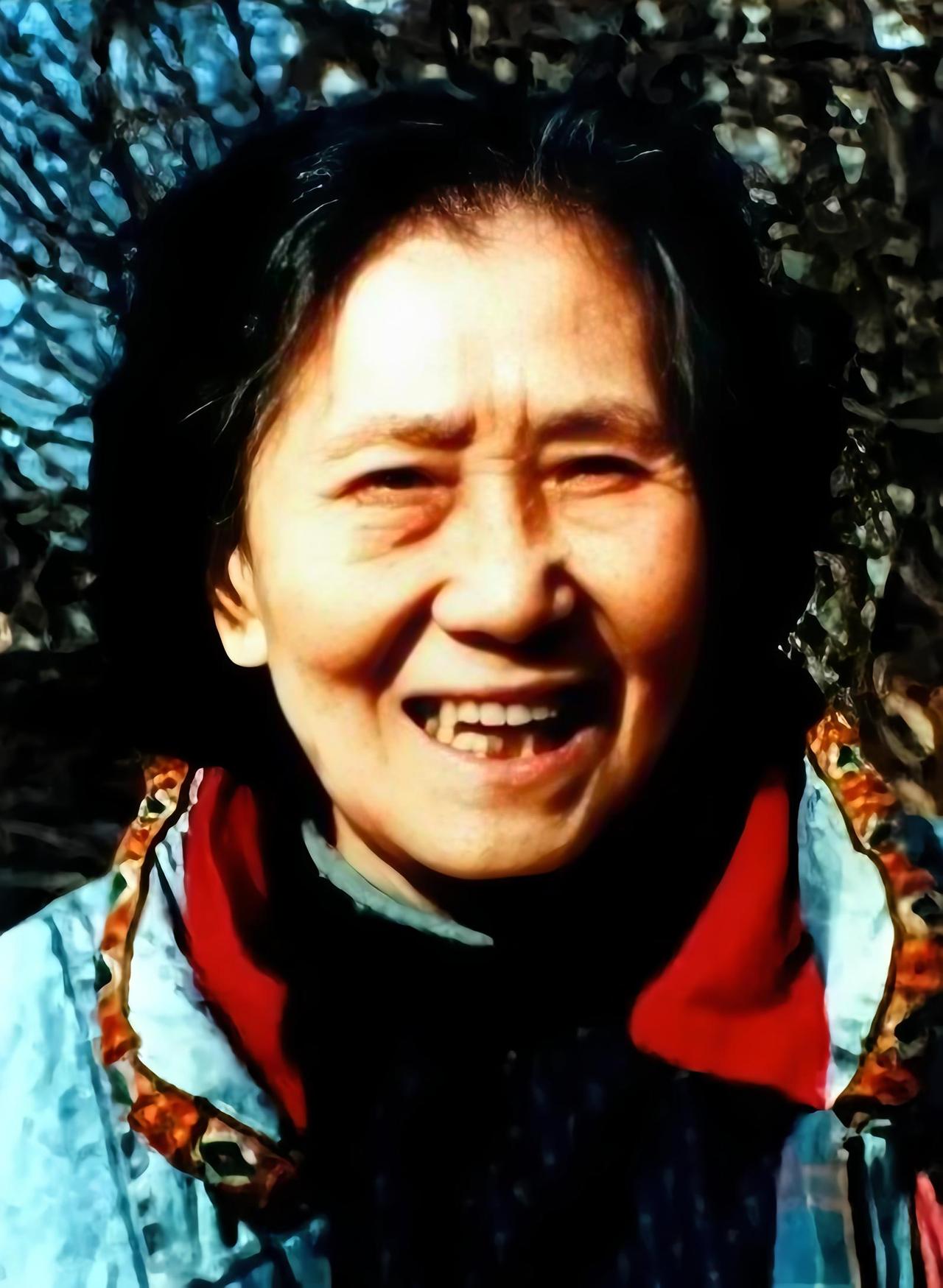演了一辈子配角的百岁影人：丁惟敏，小角色里藏着真功夫丁惟敏（1921~），