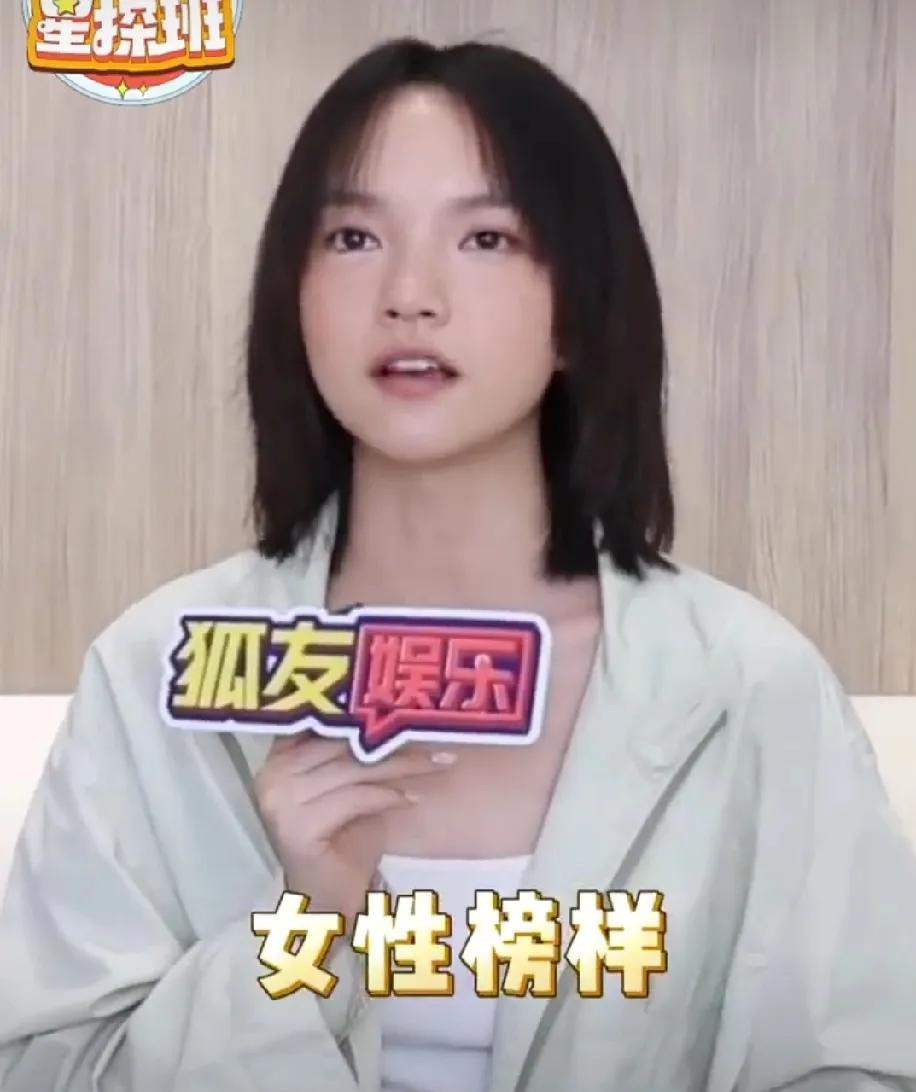 哇塞兰西雅在采访中提到了和赵丽颖的合作,说颖宝是大家的女性榜样呀!10月24日,