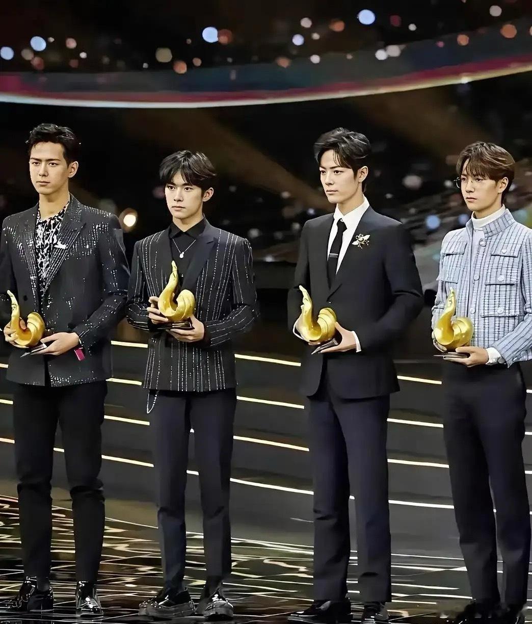 论身高，他比不过李现。论颜值，他比不过肖战。论名气，他比不过王一博。可就是这四个