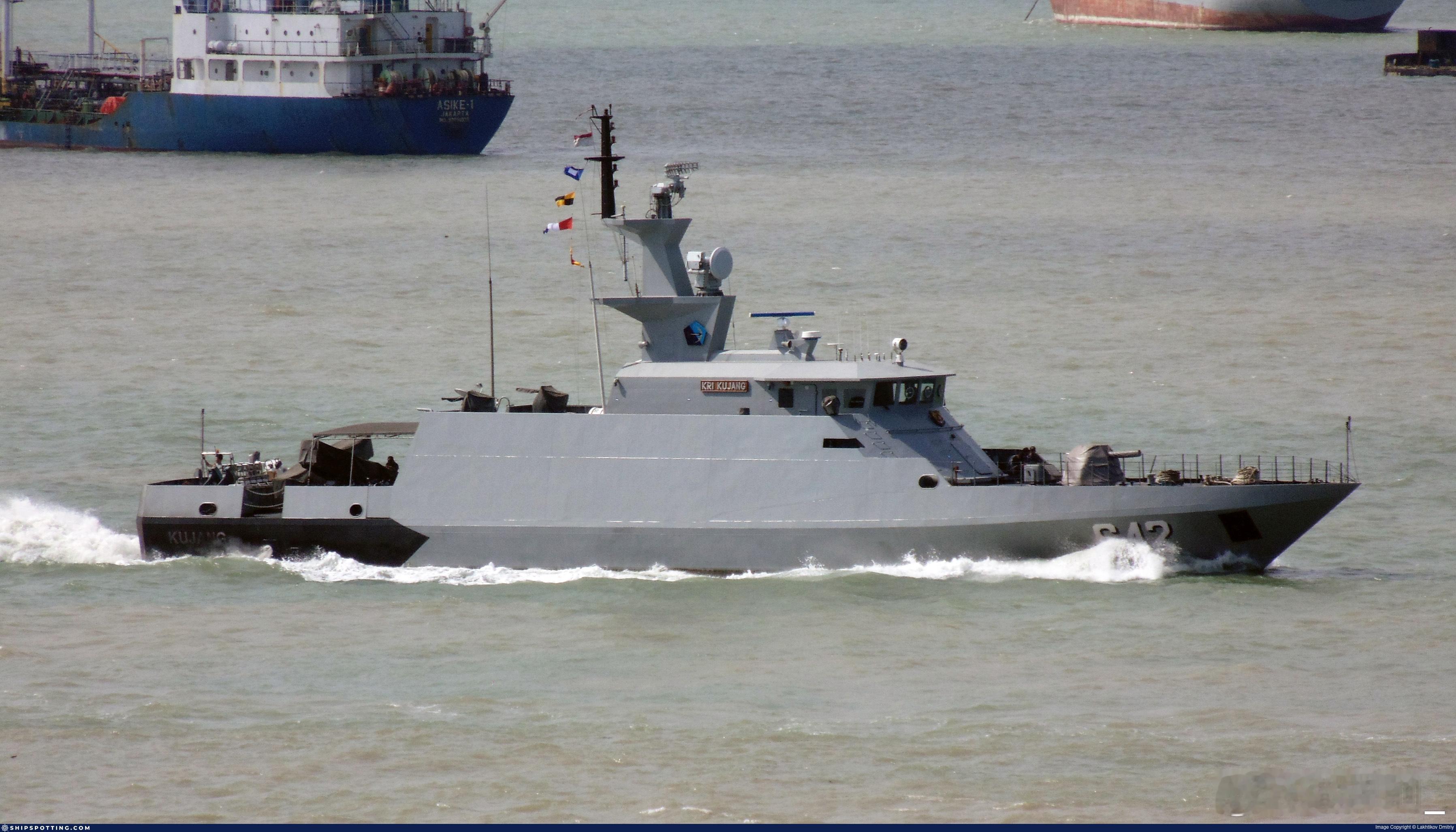 印尼自造的642“Kujang”号导弹快艇配备购自中国的C-705反舰导弹和NG