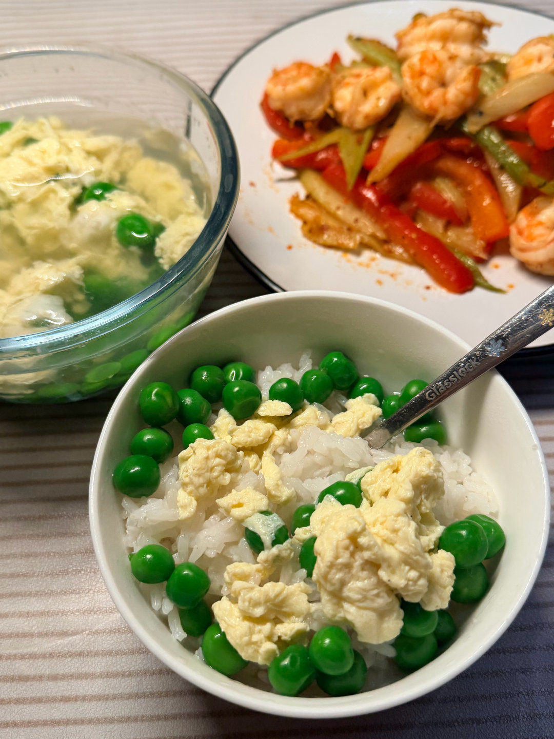 饿吃上了自己的预制菜​