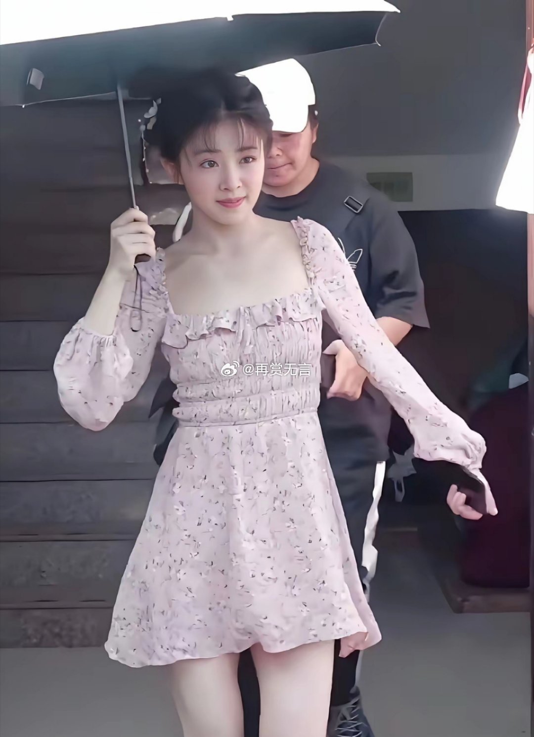 没有人发现，她和阚清子长得很像吗？