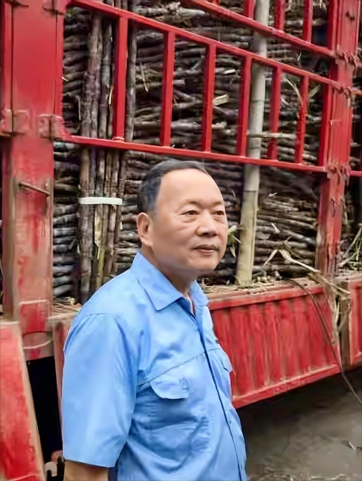 “甘蔗运来我们都要！”广东化州一糖厂主动收购蔗农滞销果蔗，几百辆货车排队两三公里