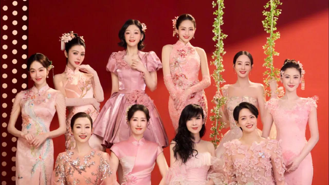 春晚美场面《立春》人间向暖，草木发芽🌱春风十里，不如春晚这一抹