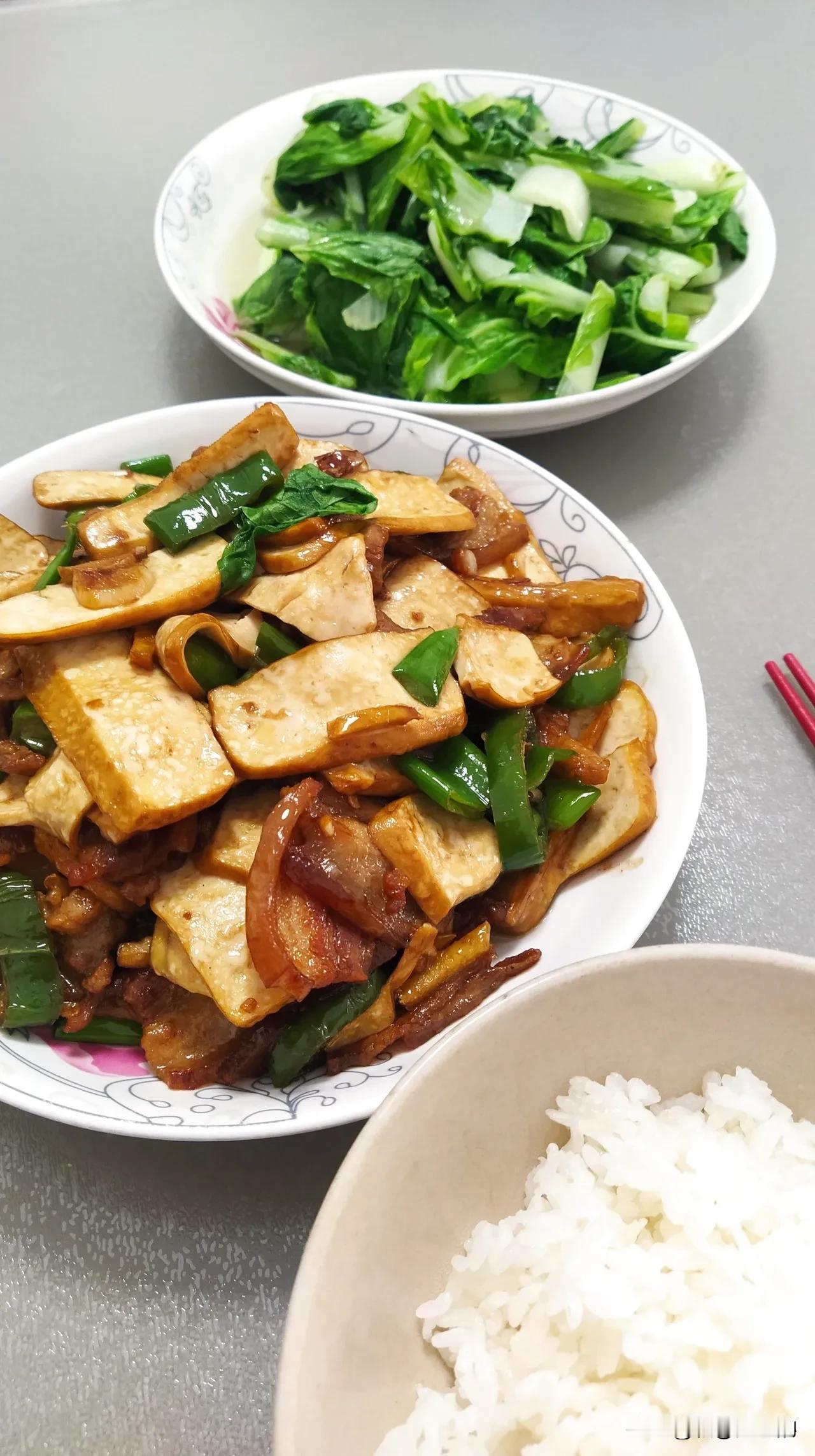 失业5个月才感悟，原来我早就可以躺平了！以前和老公每月2w多的入账，现在只有