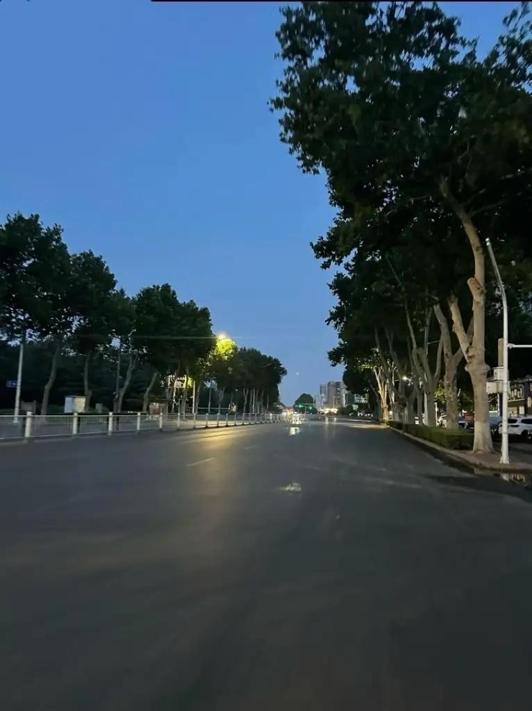 奉劝大家一句，不管你在哪个城市，都做好心理准备，因为8月7号就正式立秋了，而且今