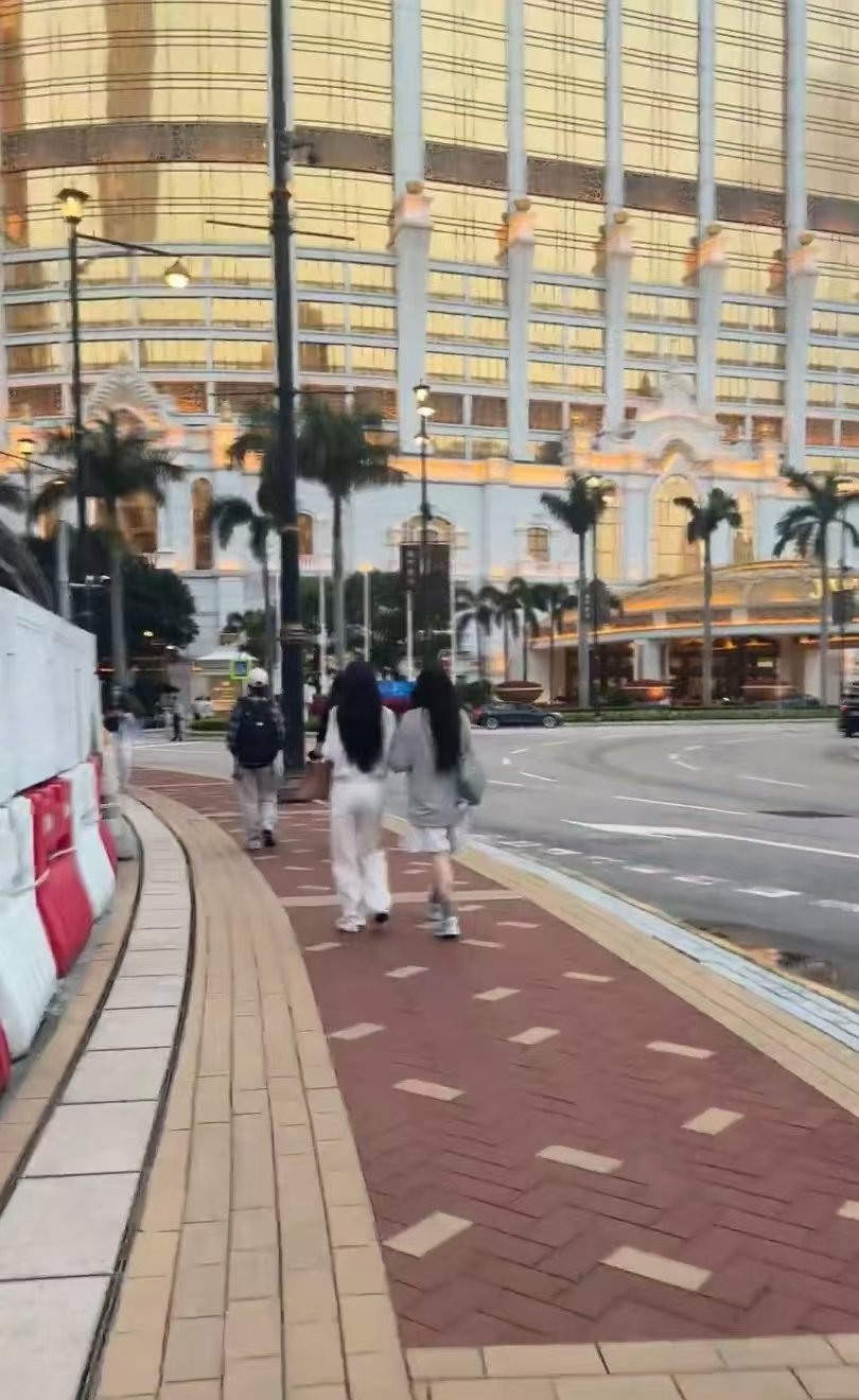 澳门偶遇裴珠泫澳门偶遇裴珠泫逛街哇塞哇塞