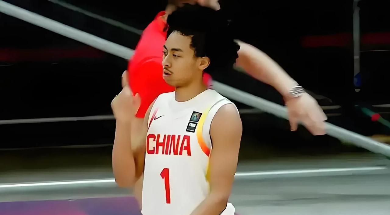 这样的球员归化有什么用我不想用鱼腩二字来贬低U19中国男篮，但是一支四连败，毫