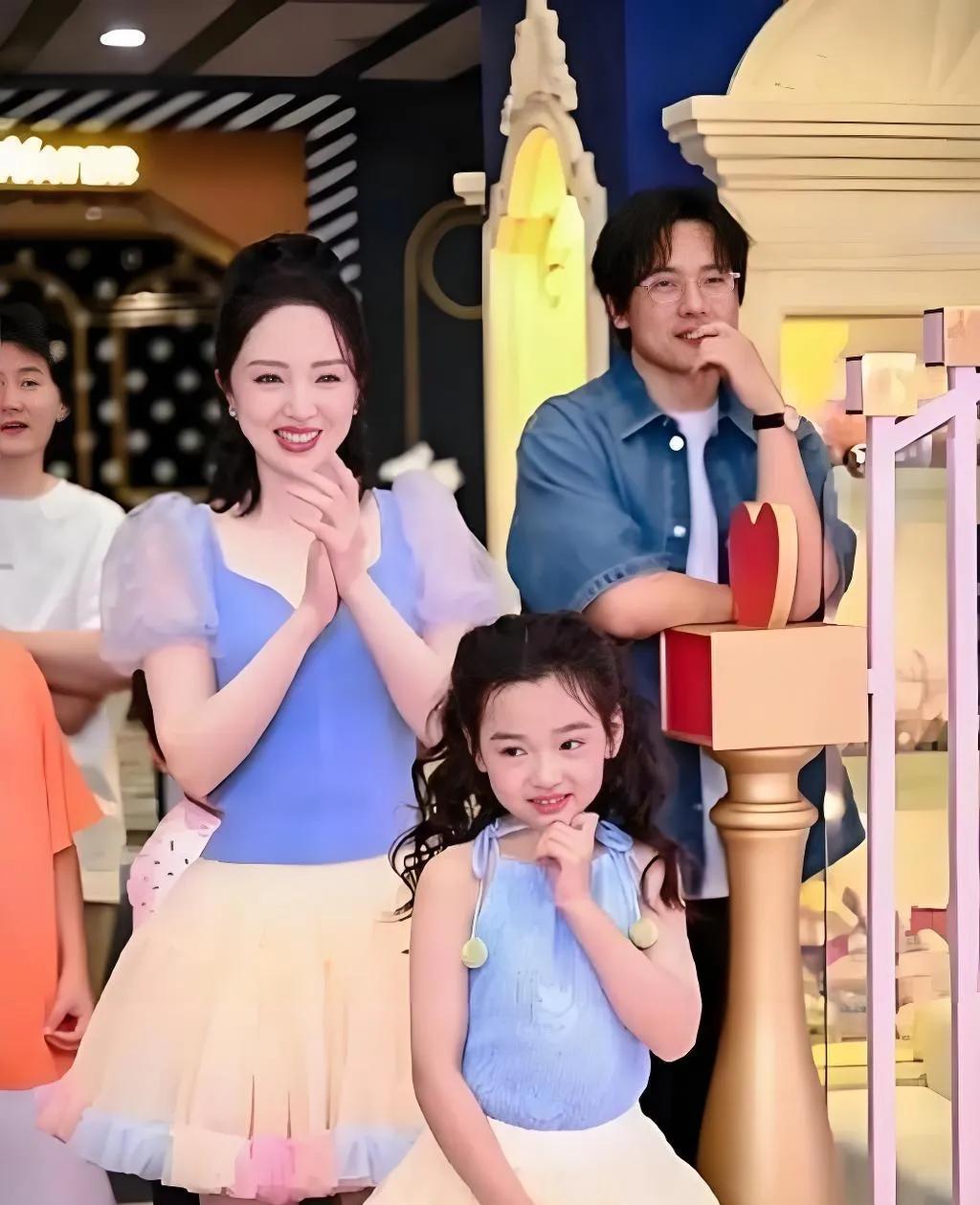 2025年7月26日，董璇在《姐姐当家》中谈及前夫高云翔，坦言从未料到婚姻会失败