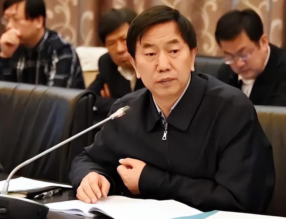 他曾经是人人唾骂的大同市长，说他只会拆拆拆，还被人送花圈，甚至还给大同政府留下了