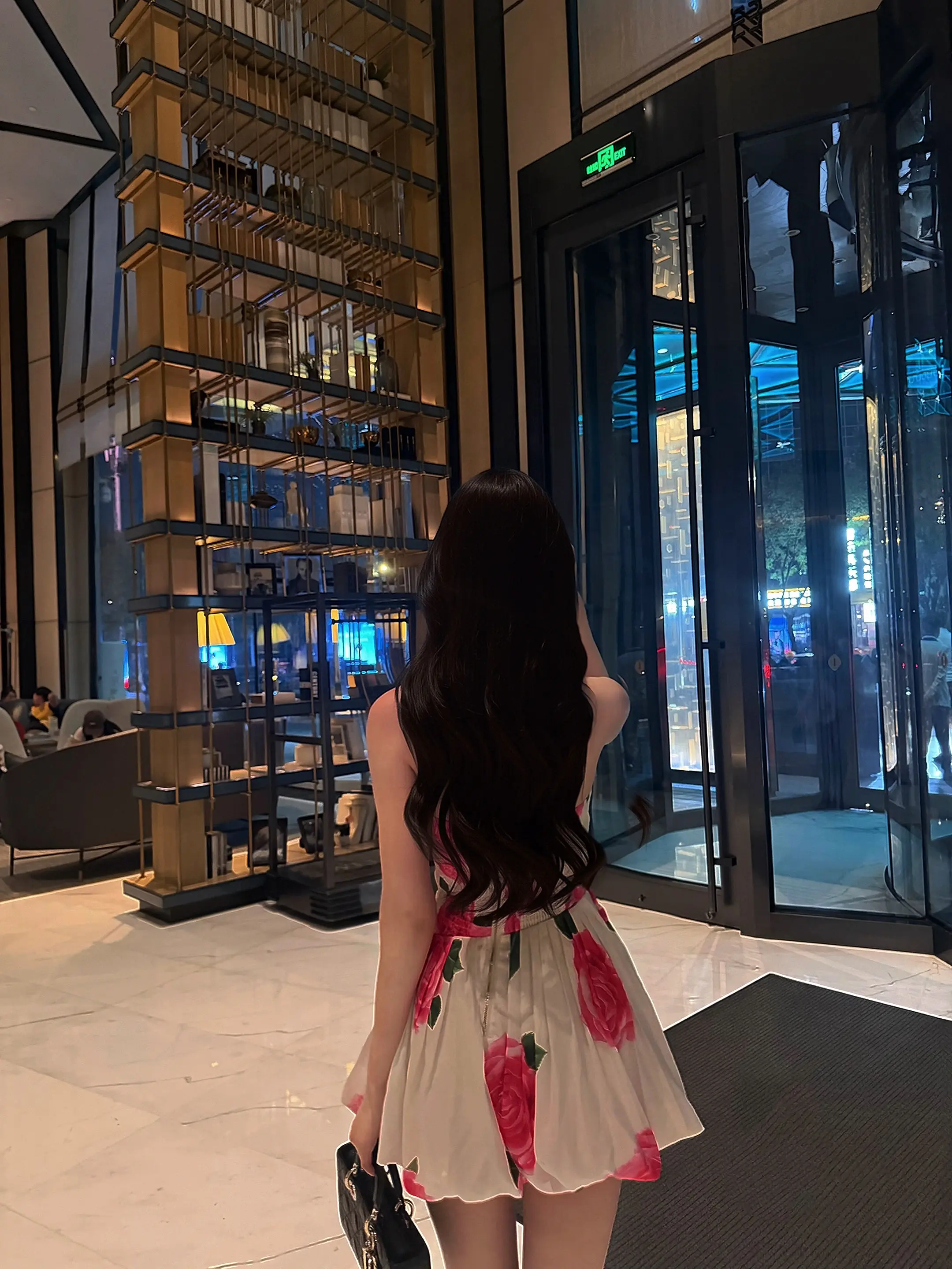 爱人如养花 娇惯似浇灌
