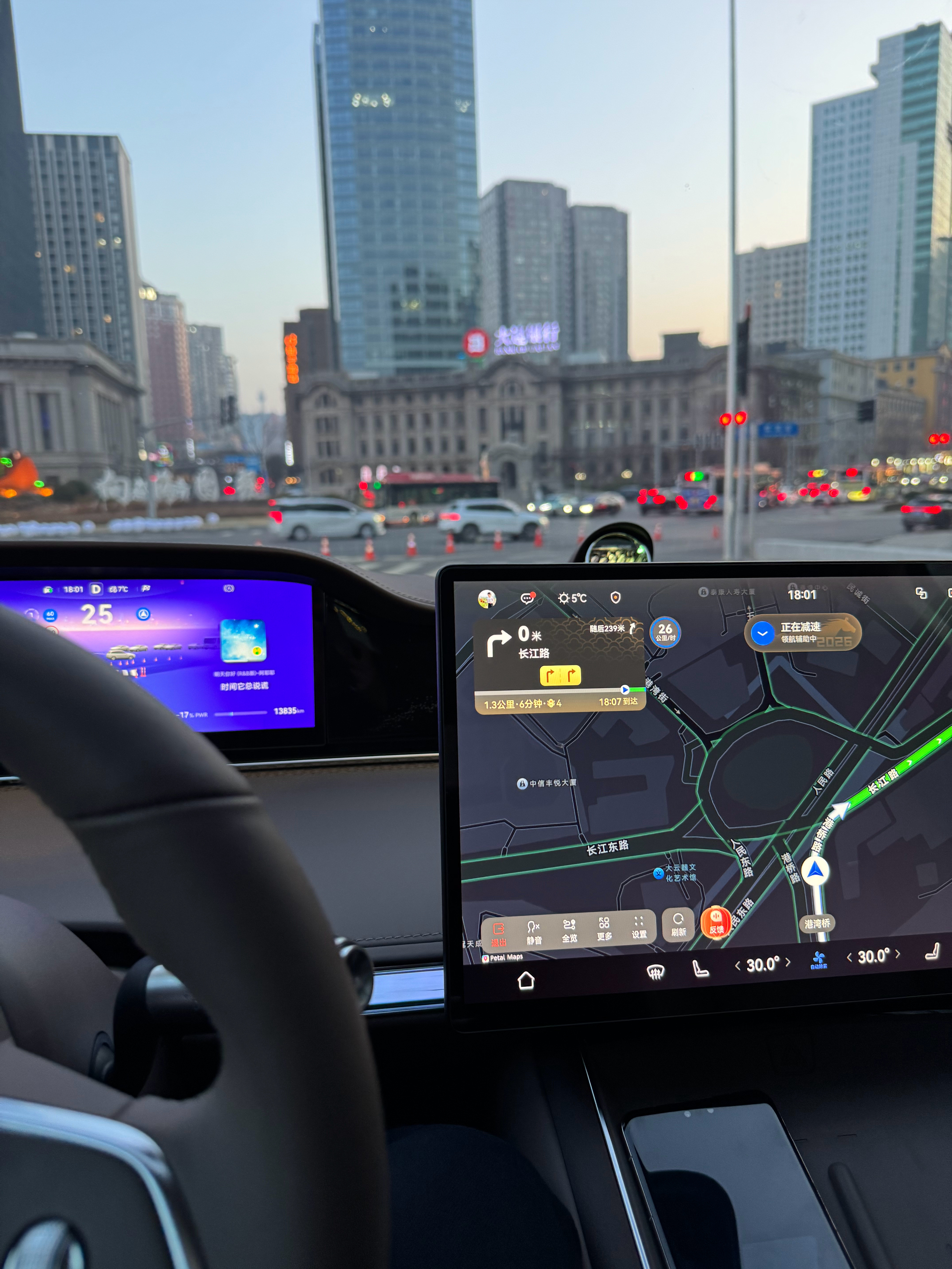 不管怎么换车我应该会恒定持有一台鸿蒙智行的车辅助驾驶太让人放心了，而且绝对第一☝