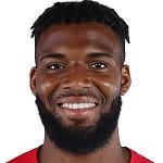 西甲第31轮，伯纳乌上演“和平精英”大戏，主角是皇马和远道而来的赫罗纳。上半场，