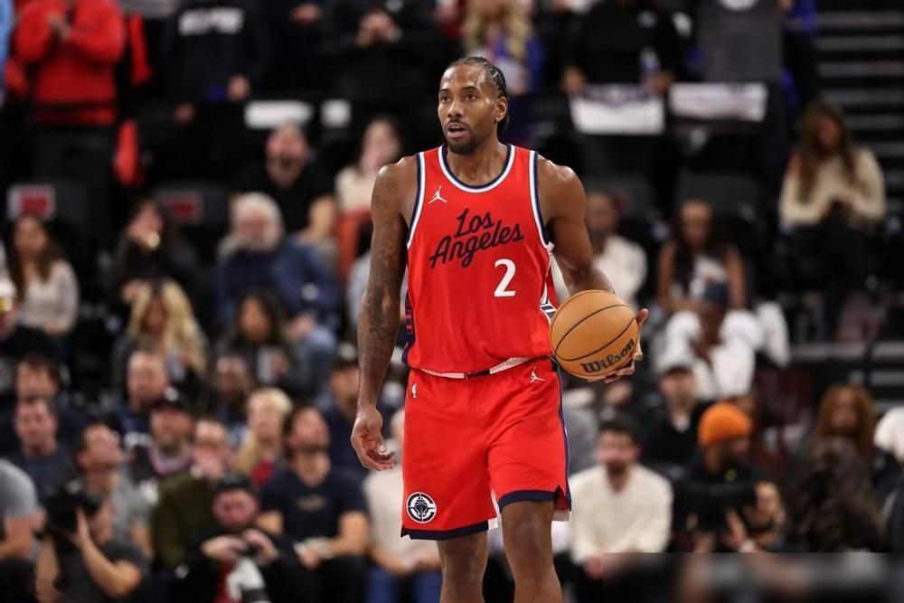 这根本不是附加赛，这是对一个时代的公开处刑。我告诉你，这根本不是篮球，这是生