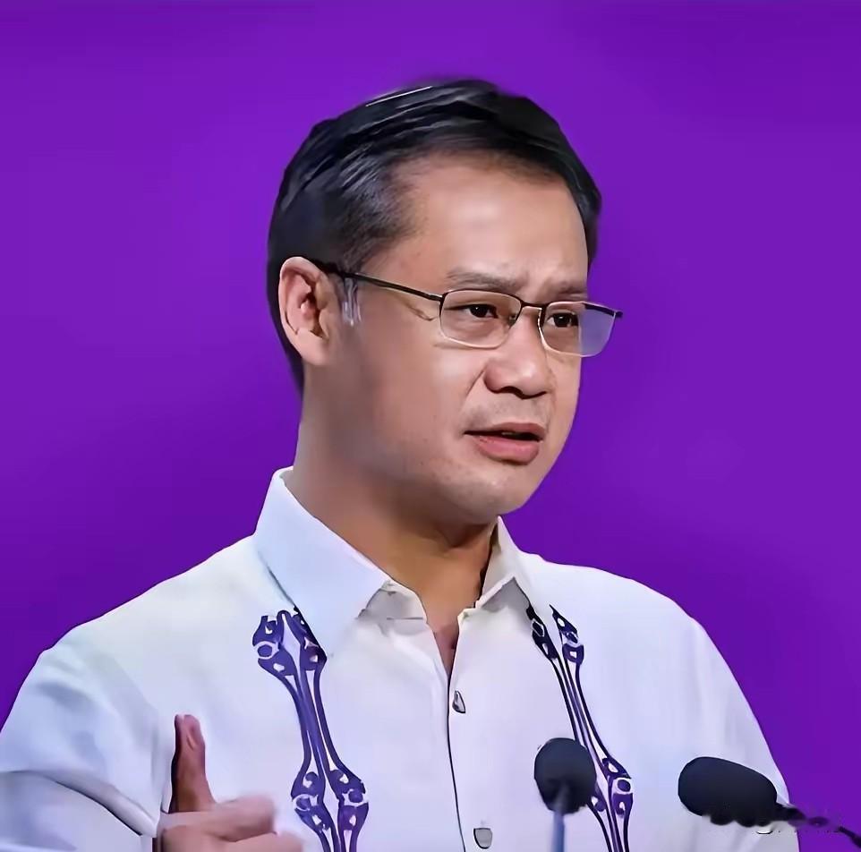 换人了！菲律宾参议院6月3日宣布换人，参议员张侨伟火线接任临时议长，前任卡耶塔诺