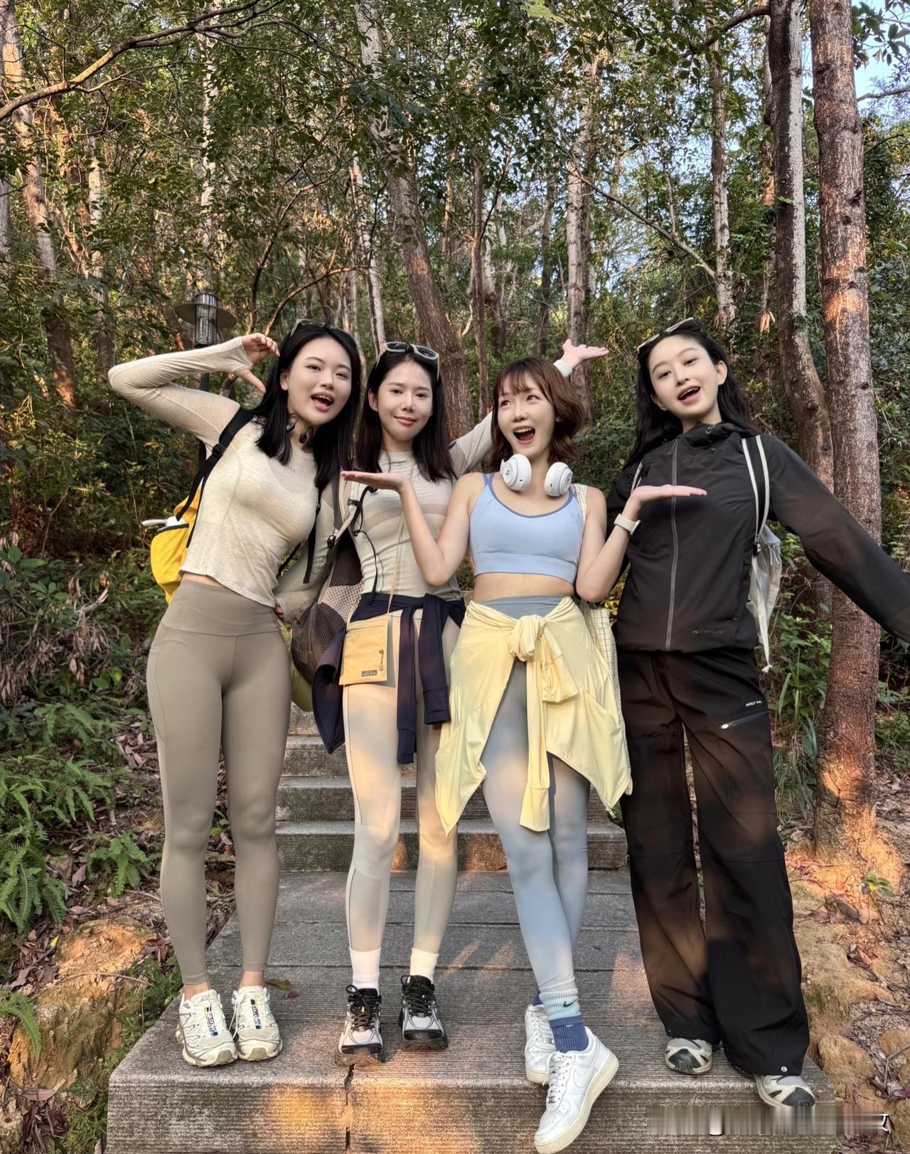 一群人一起户外运动，锻炼身体！每天坚持锻炼的人都长寿了吗户外运动闺蜜户外行