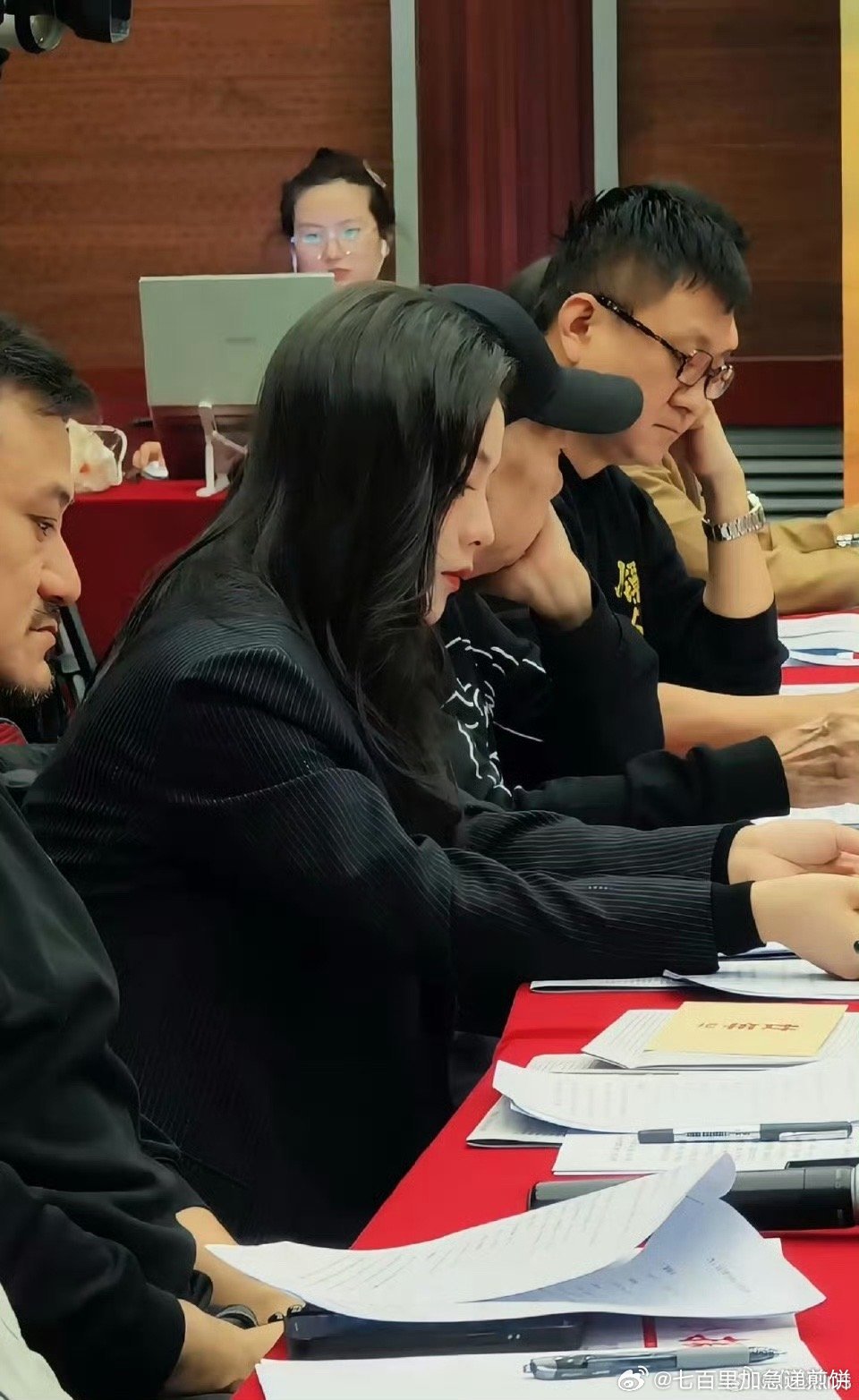 陈丽君参加镖人研讨会，职场女性气质