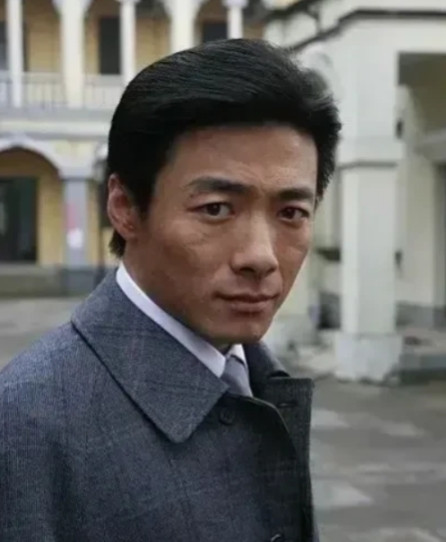 一次节目中，贾玲让祖峰说出老婆刘天池的5个缺点。祖峰想都没想，就像竹筒倒豆子一样