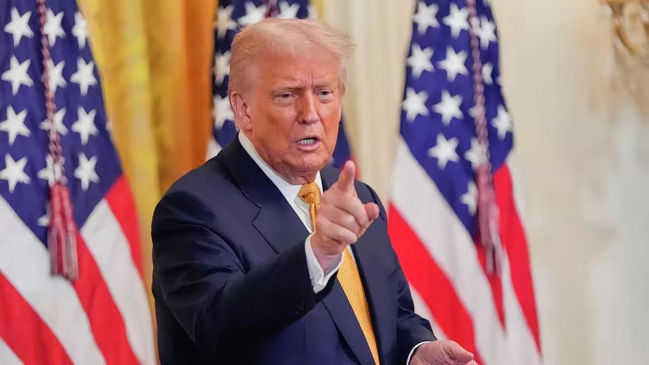 【一家欢喜，一家愁！】​据俄罗斯卫星通讯社11月3日报道，美国总统唐纳德·特朗