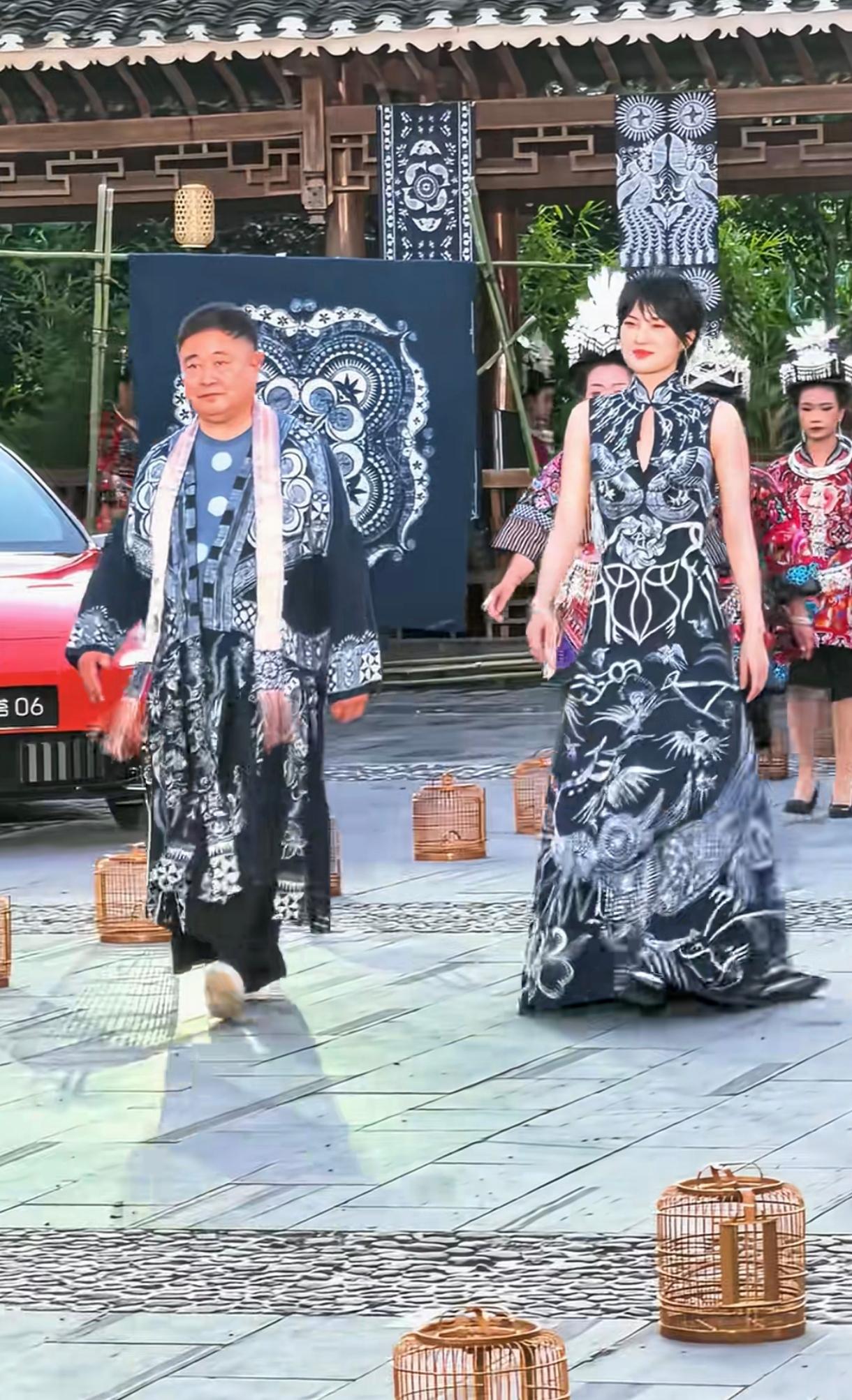 姚安娜那么有钱为什么她还那么努力的工作呢？图啥呢？当我看到华为任总的二女儿姚安娜