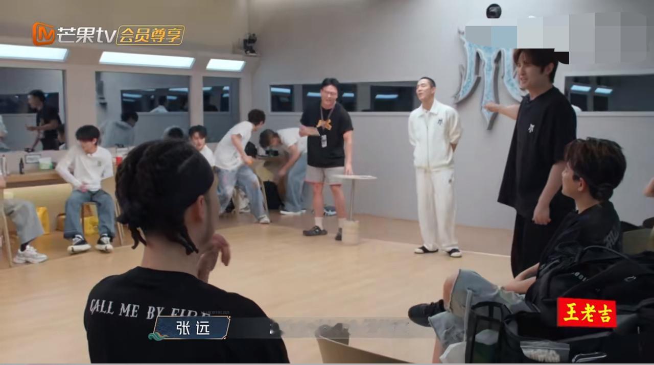 披哥5没有楚生这个冠军，苏醒身边又来一个李承铉！哈哈哈，苏醒再一次验证了千年老