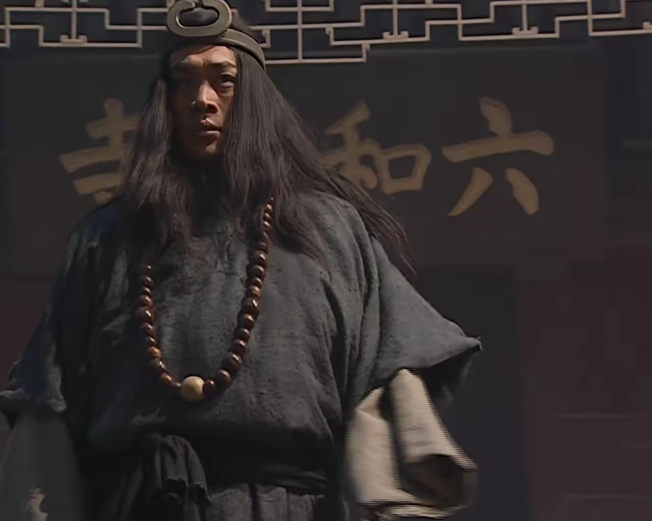 梁山好汉战力排行榜前十名第一名：玉麒麟卢俊义第二名：大刀关胜第三名：豹子头林冲第四名：花和尚鲁智深第