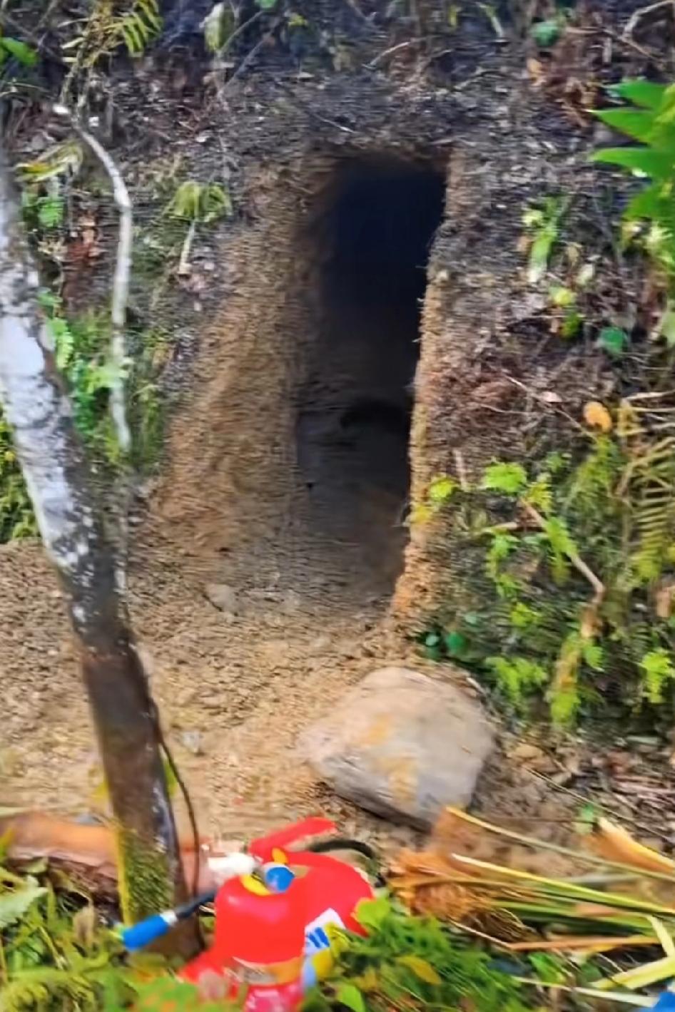 这次决赛都是奔着度假去的，一把镰刀一把铲子足矣，何况这次还给了锅，盐，种子，最后