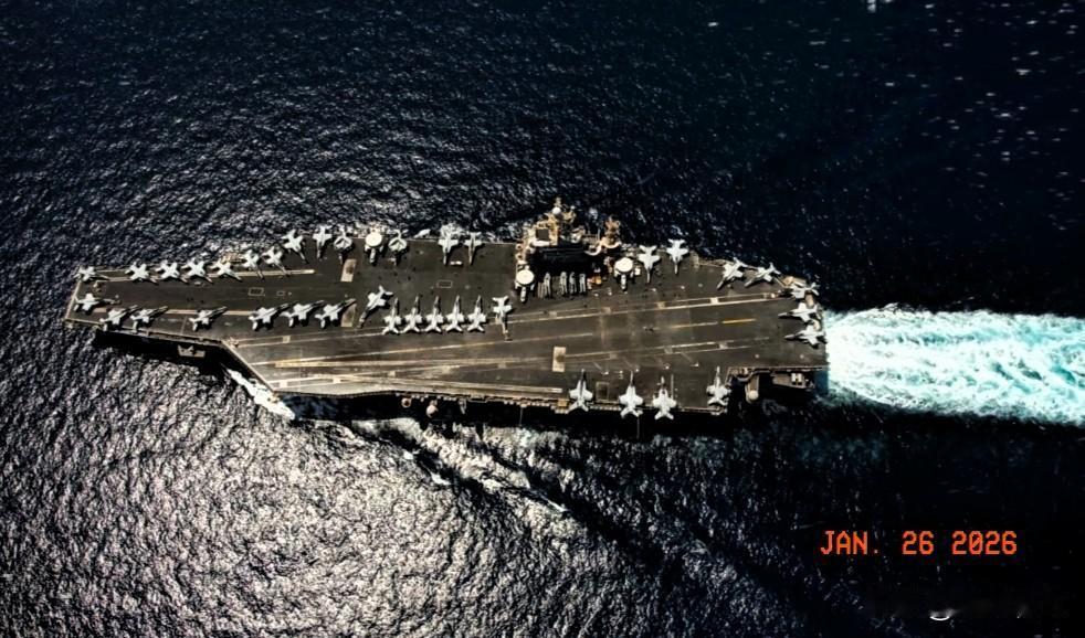 伊朗伊斯兰革命卫队（IRGC）附属媒体在25日声明：“我们对美国林肯号航母战斗群